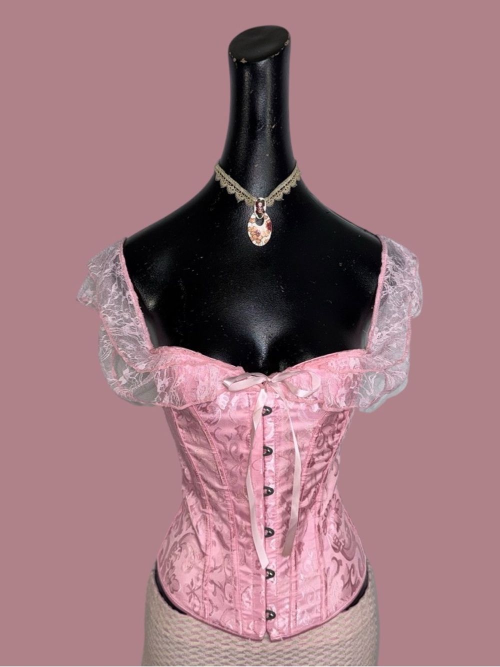 Pink corset with lace detail size xs